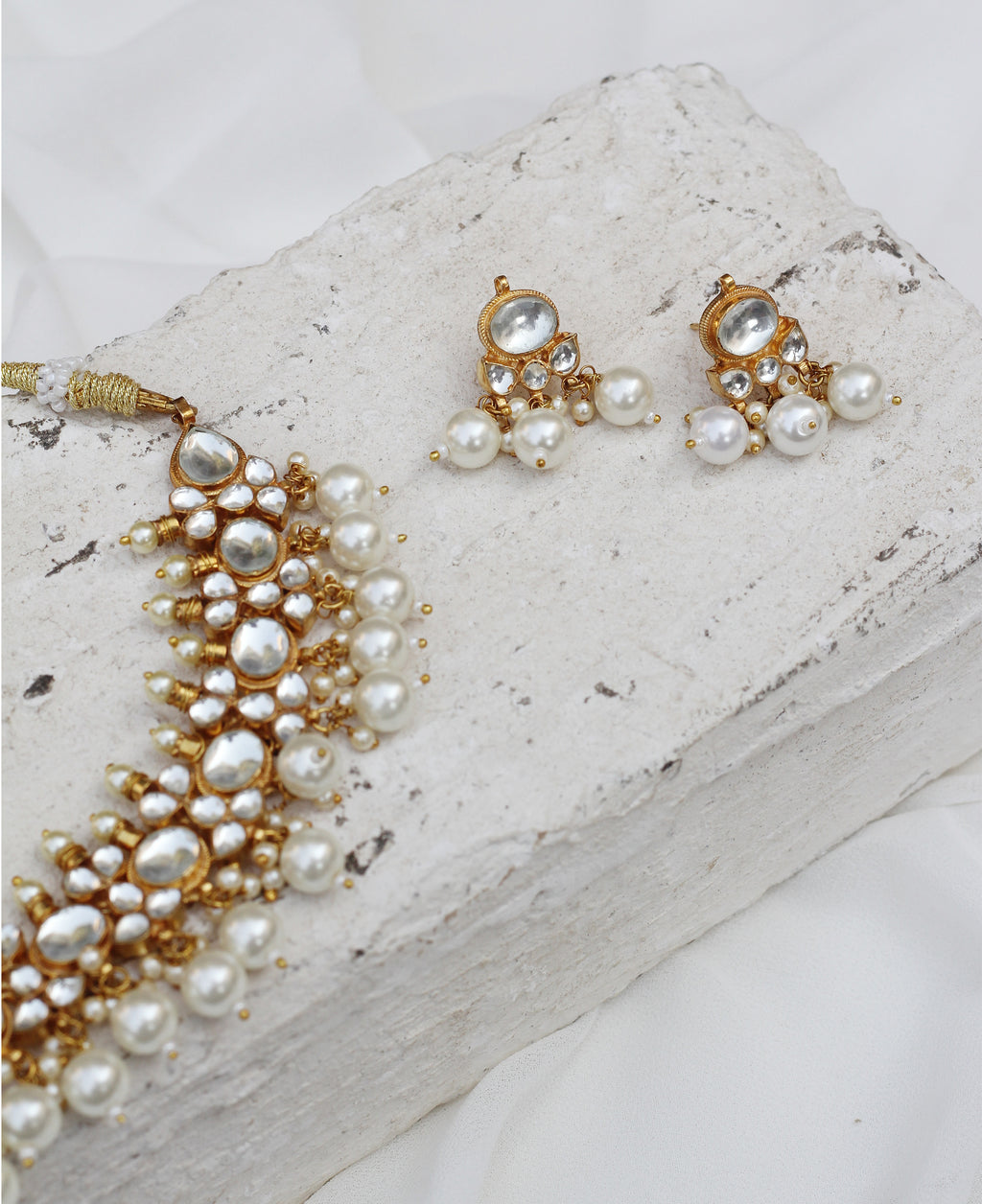 Farsheen Pearl Kundun Necklace