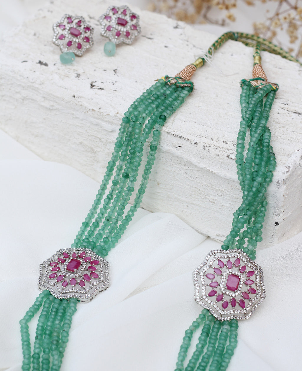 Samara Necklace Set