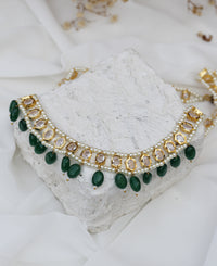 Suhana Flat Cut Polki Necklace With Green Drops