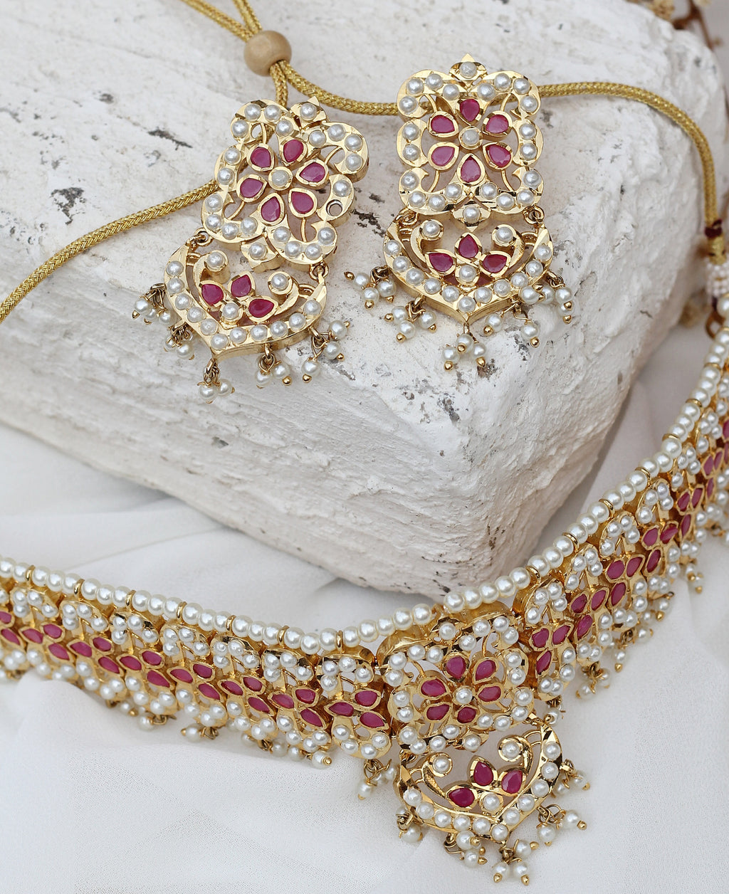 Kohinoor Ruby Pearl Choker