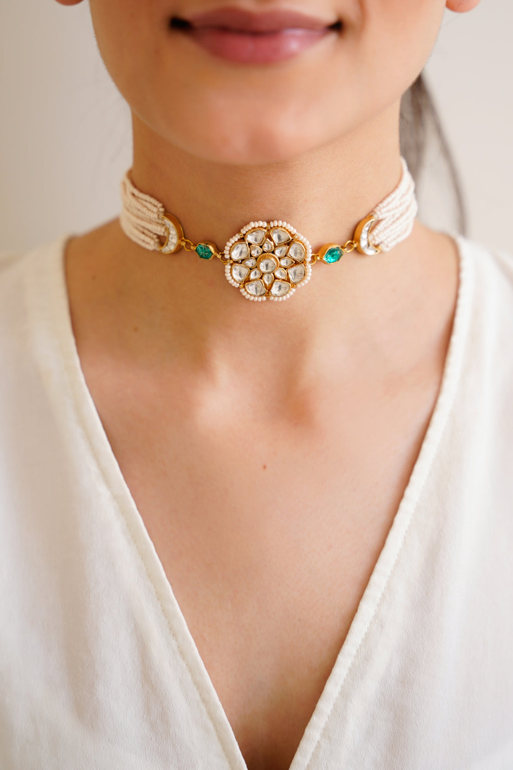 Mehnaz choker